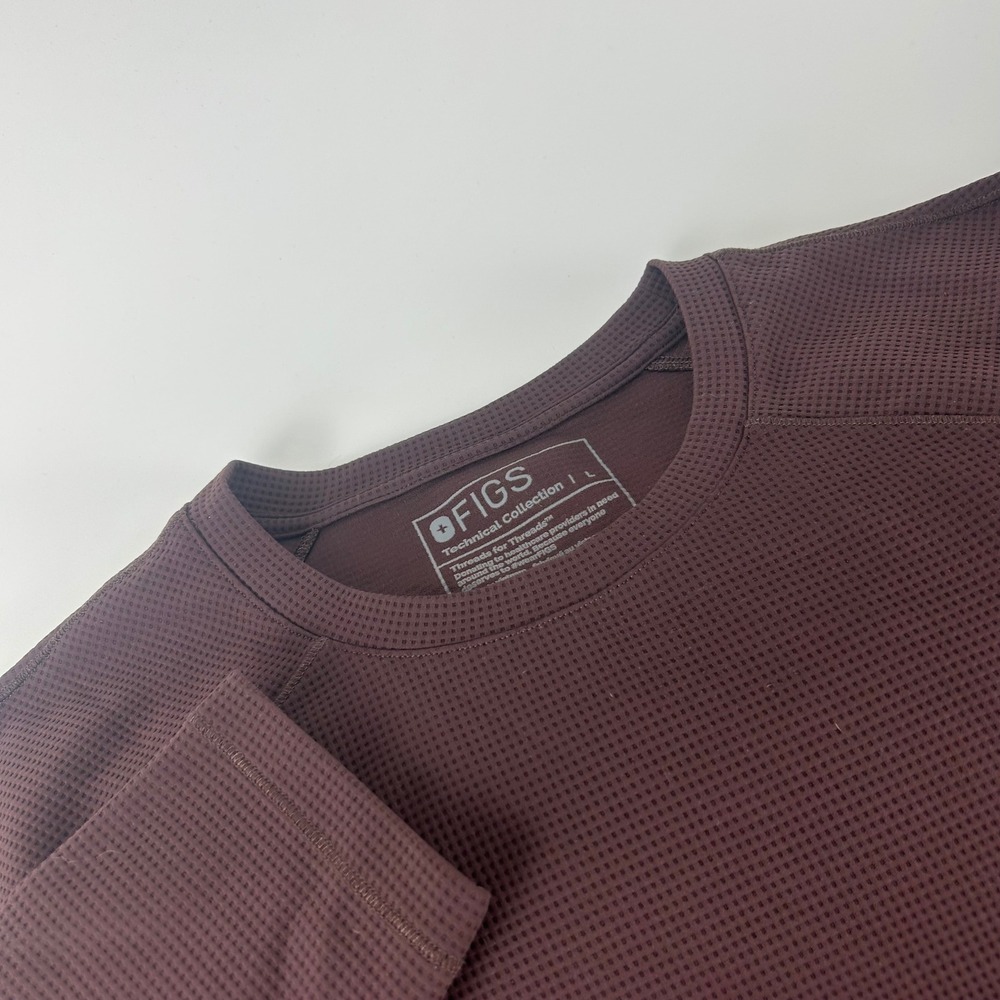 FIGS Technical Collection Mens L Baselayer Burgundy Waffle Knit Underscrub Top